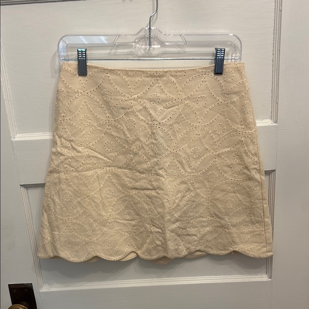 Eyelet Scalloped Cream Skirt